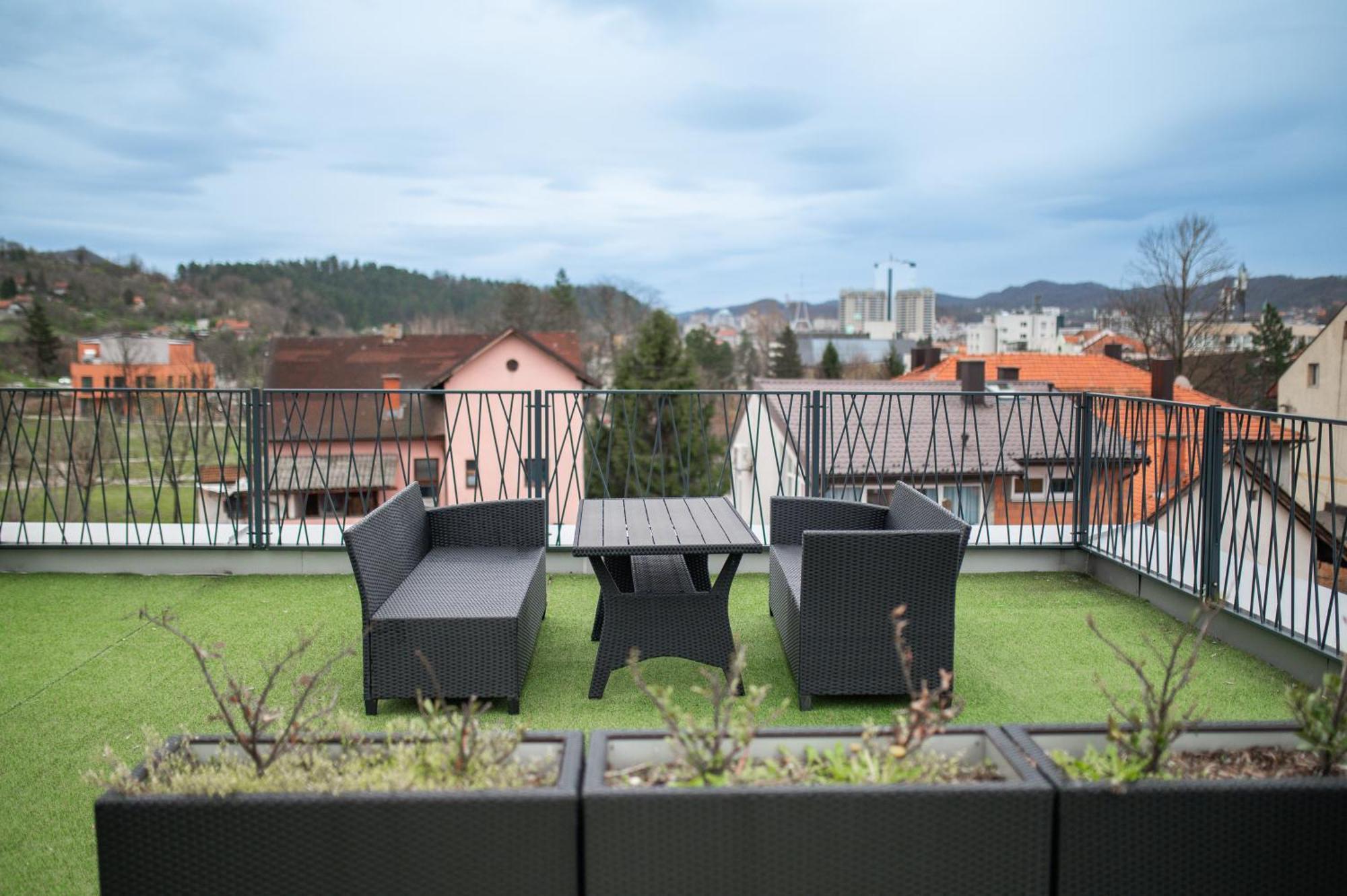 Apartment Vila Idila Tuzla Ngoại thất bức ảnh