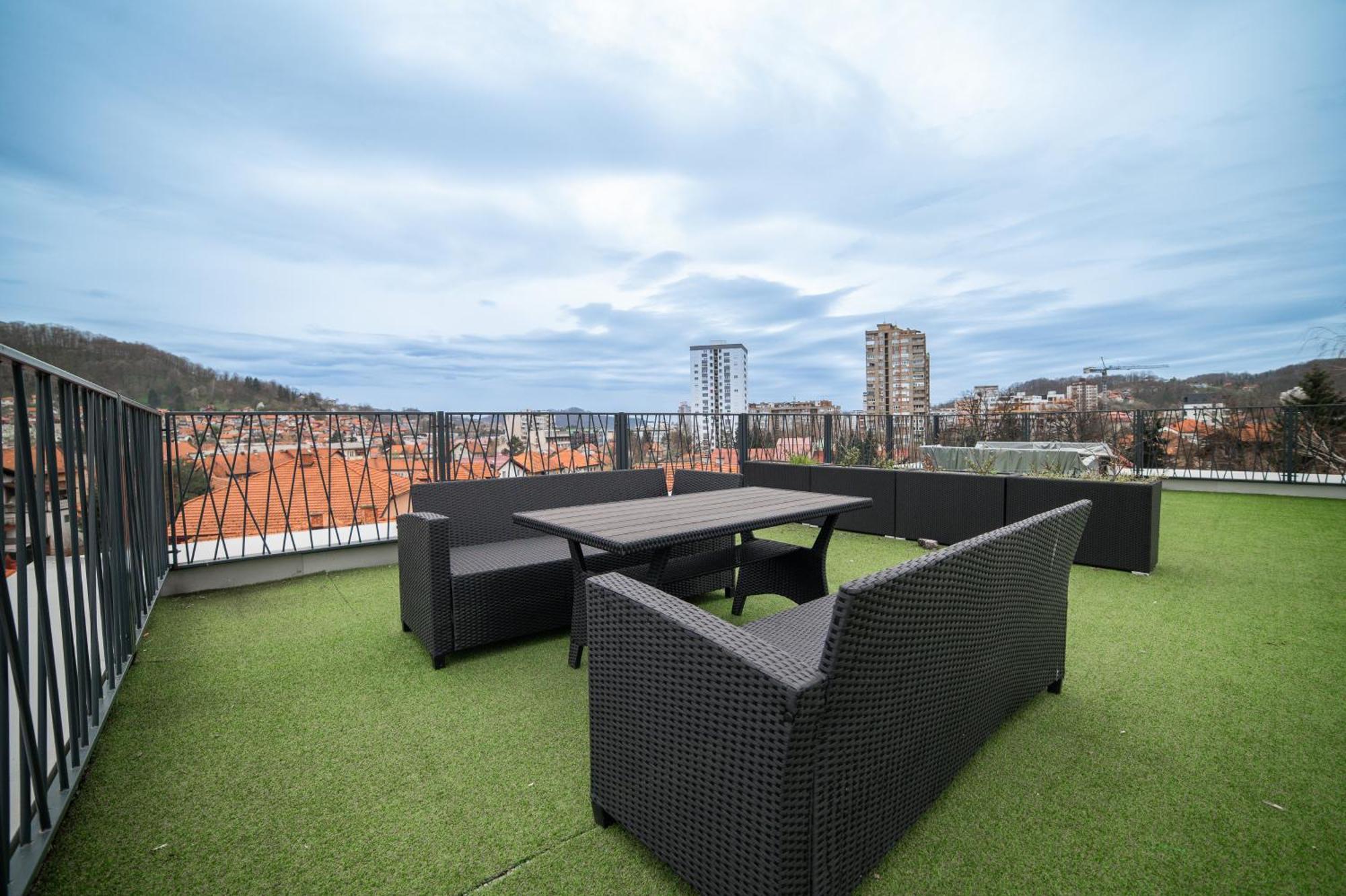 Apartment Vila Idila Tuzla Ngoại thất bức ảnh